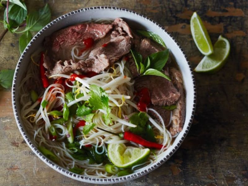 How to Reheat Pho: Tips and Tricks for Keeping Your Leftover Pho Fresh and Flavorful